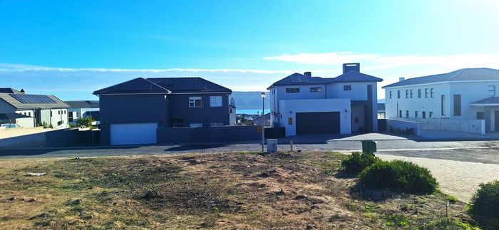 Vacant Land Residential for Sale in Myburgh Park: 833m², views, near amenities.