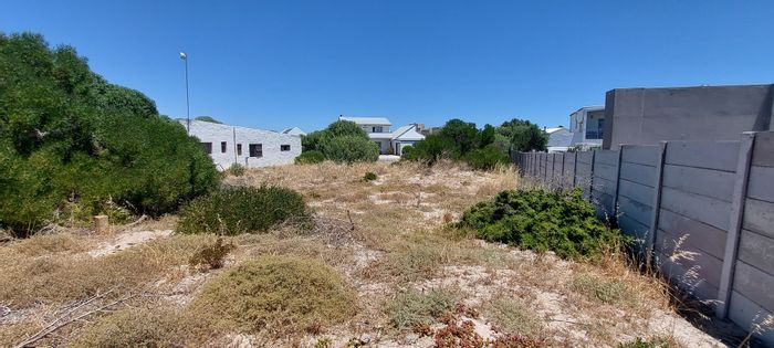 Vacant Land Residential in Britannia Bay For Sale: 681m² near beaches and slipway.