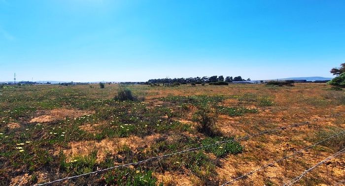 Vacant Land Residential for Sale in Vredenburg Rural - 2.1 hectares, zoned residential/agricultural.