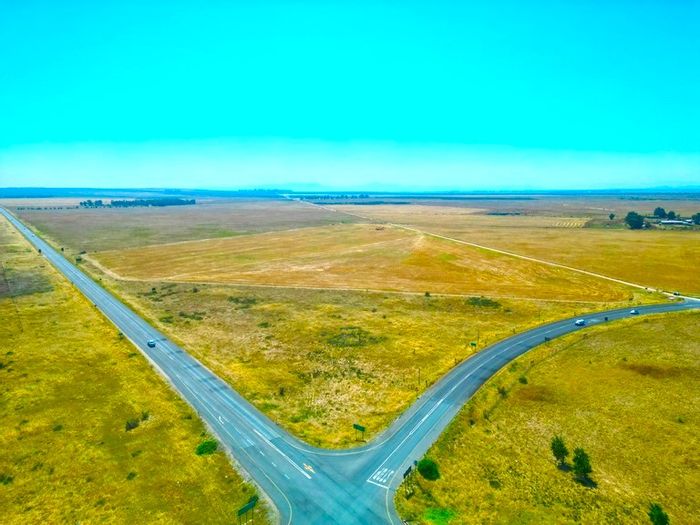 For Sale: 2.7-hectare vacant land in Vredenburg Rural, ideal for investment opportunities.