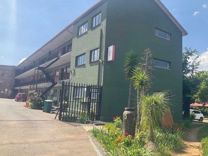 3-Bedroom Apartment To Rent in Hurlyvale with garage, balcony, and secure complex.