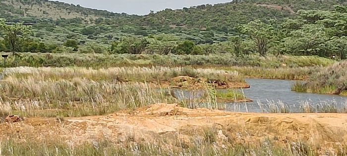 24-hectare farm in Boekenhoutskloof AH, zoned for agriculture, prime investment opportunity.