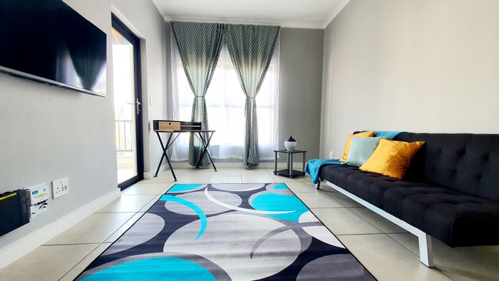 Townhouse To Rent in Linbro Park with lifestyle amenities and private balcony.