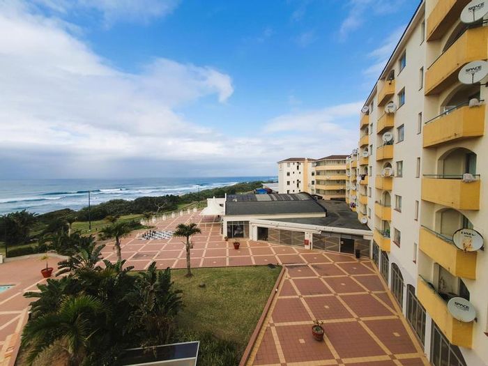 For Sale: Apartment in Port Shepstone Central with pool, ocean views, and security.