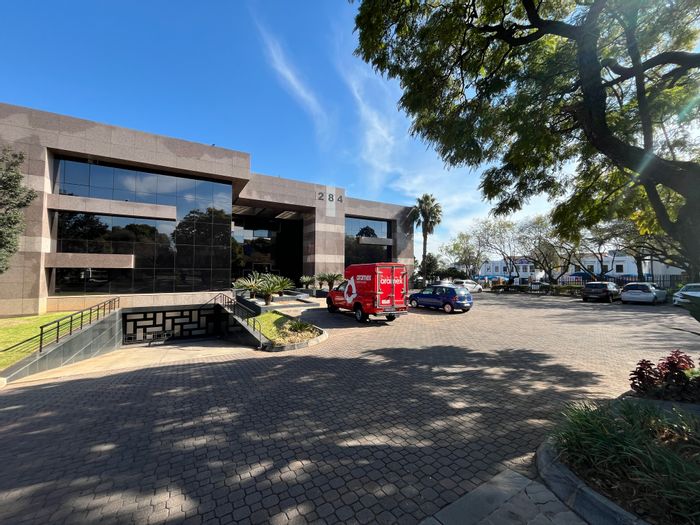 To Rent: Office in Ferndale with open areas, meeting rooms, and 24/7 security.