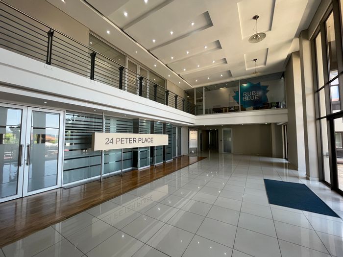 Bryanston Office To Rent: Ground floor unit with outdoor access, boardroom, and amenities.