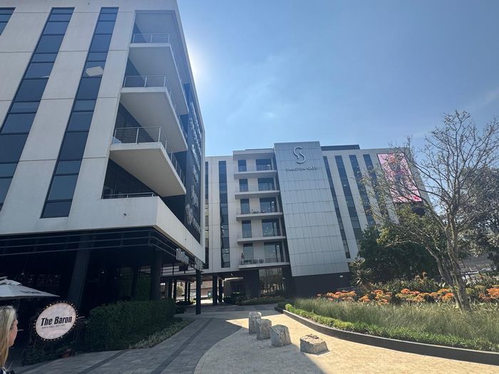 Commercial property in Glenadrienne To Rent: customizable space, health club, 24-hour security.