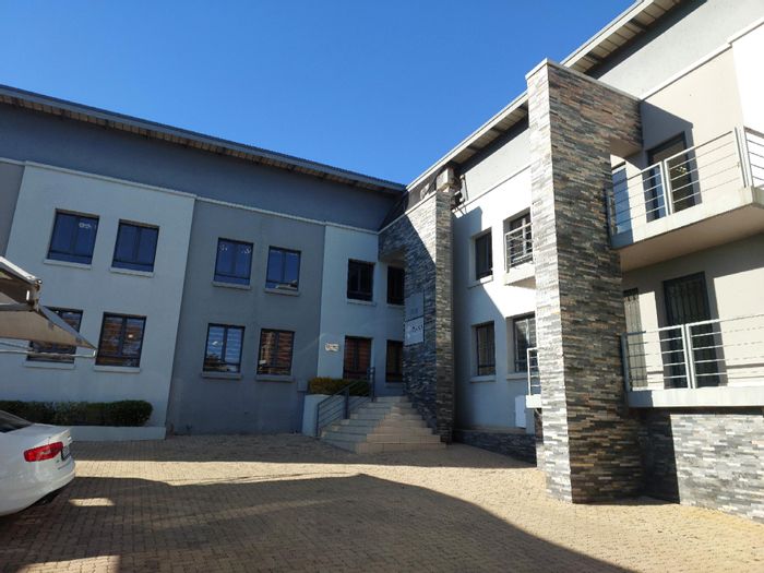 Office To Rent in Randpark Ridge: 1st floor, amenities include balconies, parking, security.