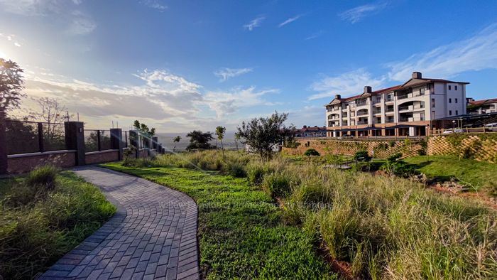 For Sale: Apartment in Izinga Estate with 3 beds, balcony, and lifestyle centre.