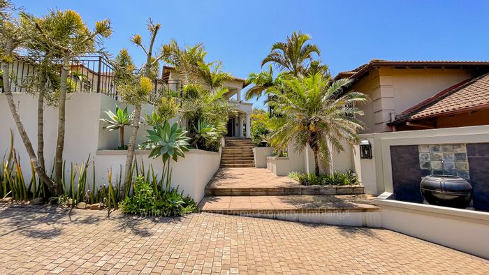 For Sale: House in Umhlanga Central with 5 bedrooms, pool, and gourmet kitchen.