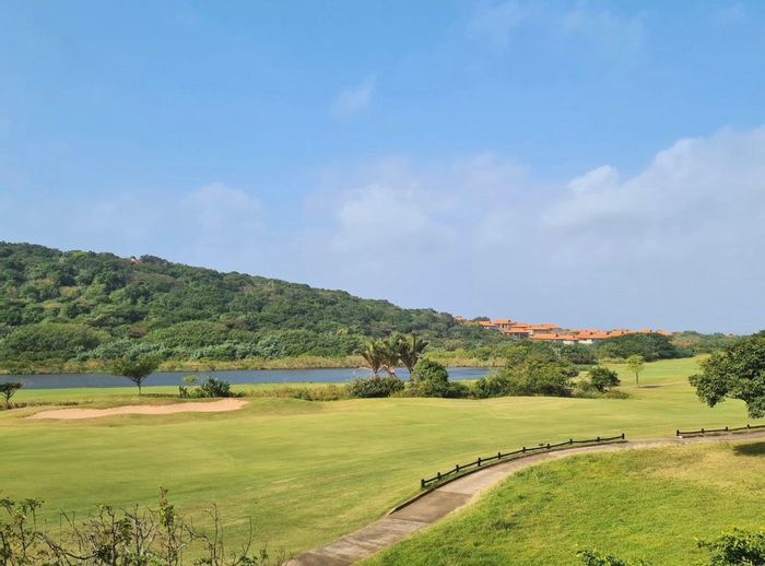 House To Rent in Zimbali: 4 beds, private pool, golf course access.