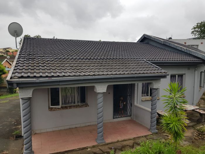 For Sale: 4-Bedroom House in Rydalvale with Income-Generating Outbuildings and Garage.