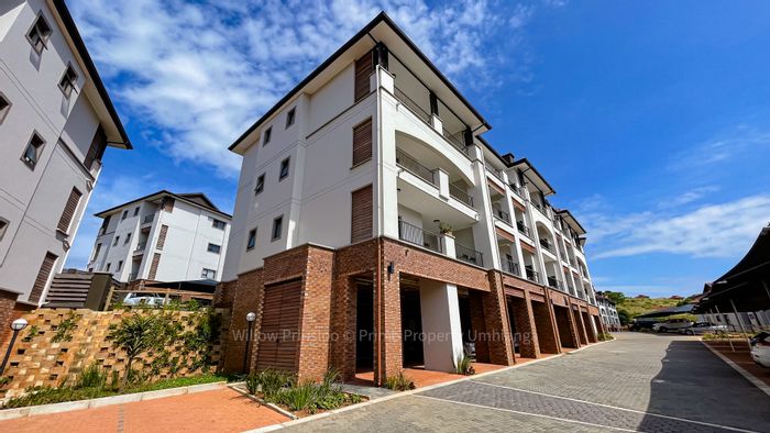 For Sale: Apartment in Izinga Estate with gym, cinema, and eco-friendly appliances.