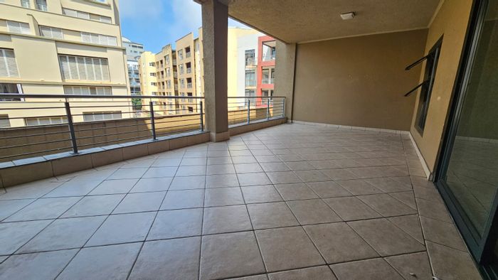 For Sale: 2-Bedroom Apartment in Umhlanga Ridge with secure parking and open plan living.