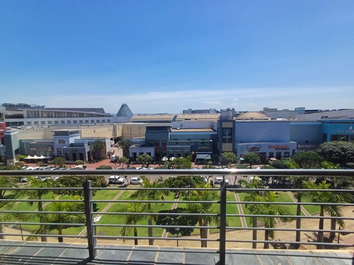 For Sale: 2-Bedroom Apartment in Umhlanga Ridge with secure parking and amenities.