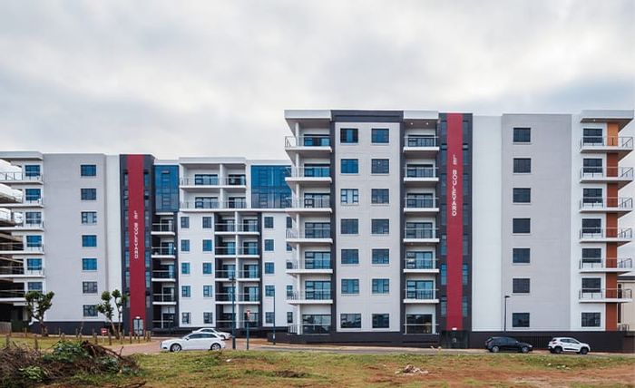 For Sale: 2-Bedroom Apartment in Umhlanga Ridge with secure parking and convenient access.