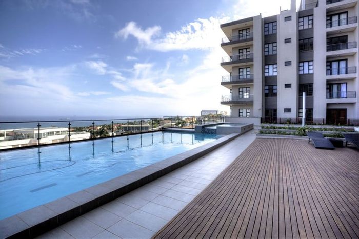 Umhlanga Ridge Apartment To Rent: 2 Bedrooms, secure complex, pool access, near Gateway Mall.