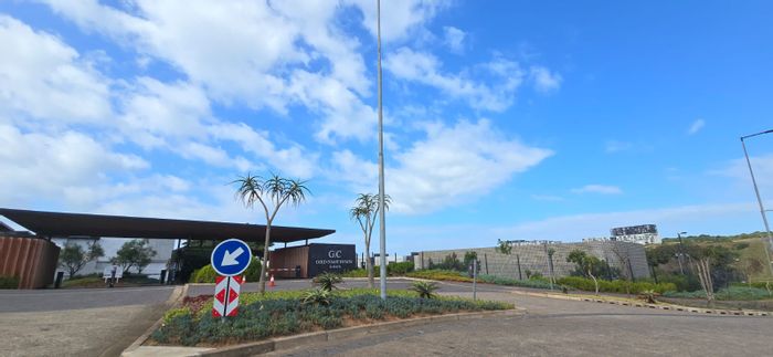 Townhouse for sale in Sibaya Precinct: 2 beds, garden, pool, top security.