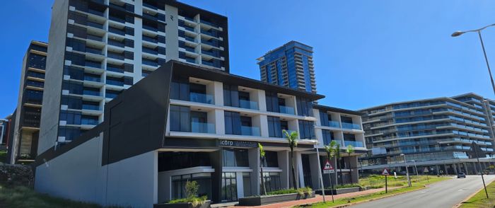 To Rent: 2-Bedroom Apartment in New Town Centre with pool, gym, and sea views.