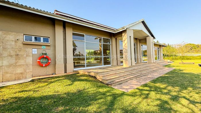 2-Bedroom Apartment To Rent in Ballito Central with pool access and pet-friendly.