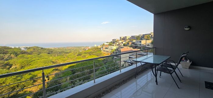 La Lucia Apartment For Sale: 3 beds, sea views, 24-hour security, prime location.