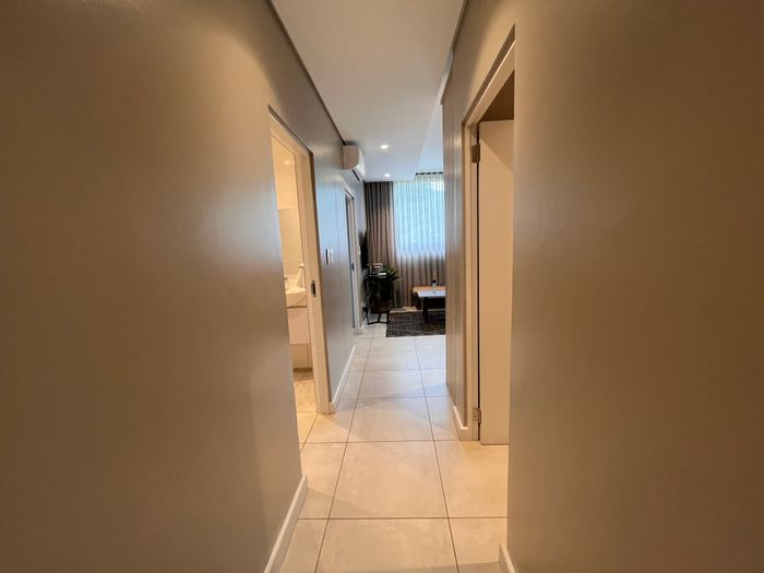 For Sale: Apartment in Zimbali Lakes Resort with 2 bedrooms, balcony, and amenities.