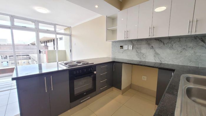 1-Bedroom Apartment To Rent in Umhlanga Ridge, near Gateway and entertainment.