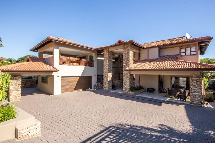 For Sale: House in Izinga Ridge with pool, bar, and solar power.