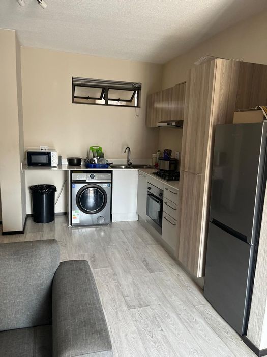 For Sale: 2-Bedroom Apartment in Fourways with gym, pool, and clubhouse amenities.
