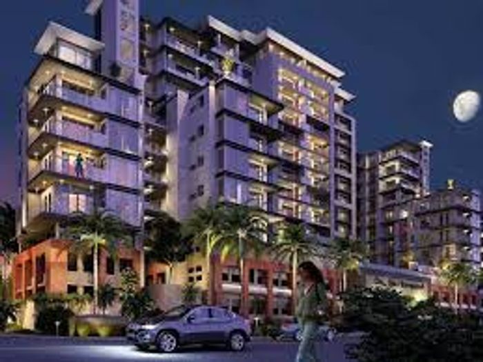 Umhlanga Ridge Apartment To Rent: 2 beds, 1 bath, secure parking, lifestyle amenities.