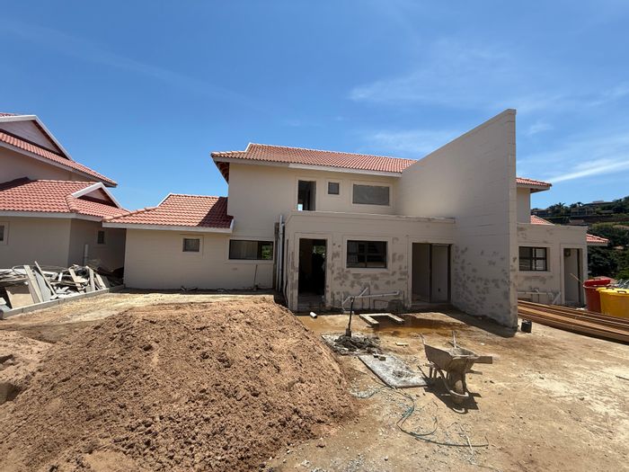 Townhouse To Rent in Seaward Estates: 3 Bedrooms, secure living, close to amenities.