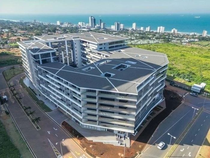 For Sale: Apartment in Umhlanga Ridge with 2 beds, 2.5 baths, parking.