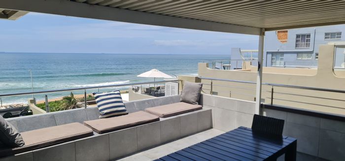 Newsel Beach Apartment To Rent: Beachfront access, 3 bedrooms, furnished, parking included.