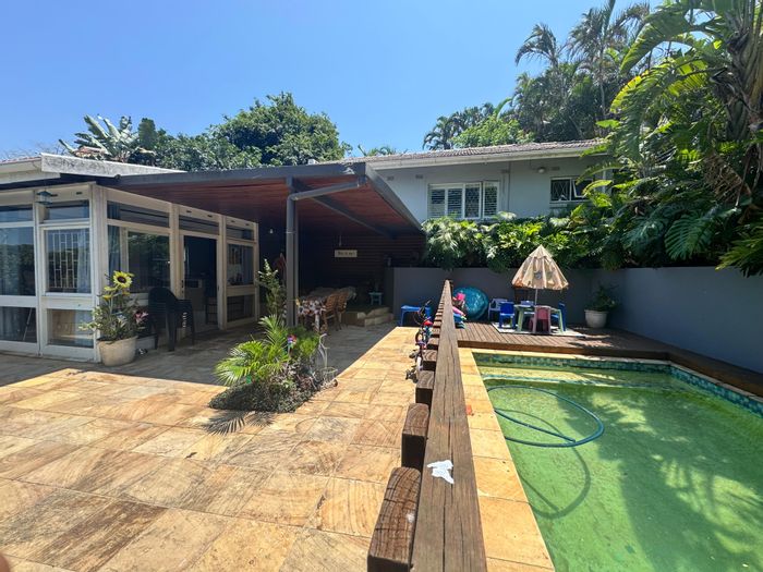 Park Hill House For Sale: 3 beds, pool, covered patio, ample parking.