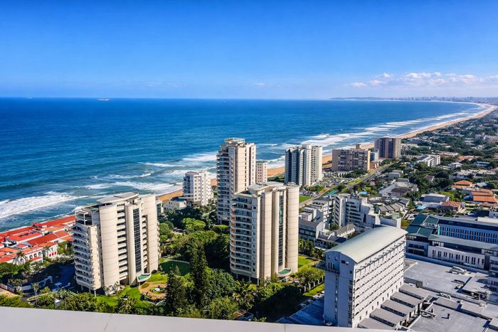 For Sale: 2-Bedroom Apartment in Umhlanga Central with Pool and Beach Access.