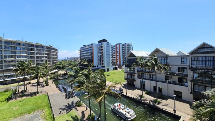 For Sale: 3-Bedroom Apartment in Point Waterfront with balcony views and parking.