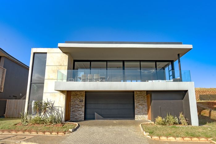 For Sale: House in Sibaya Precinct with clubhouse, gym, and beach access.