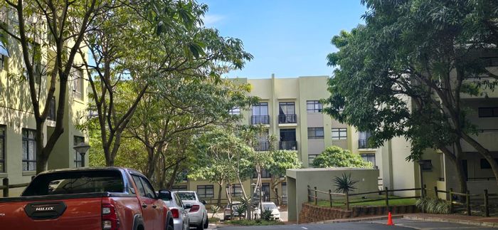 For Sale: Apartment in New Town Centre with 2 bedrooms, parking, and open-plan living.