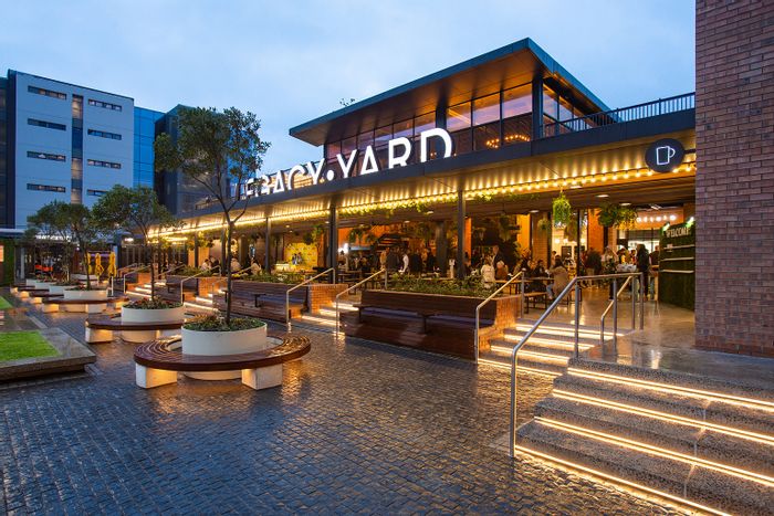 For Sale: Apartment in Umhlanga Ridge with sea views, pool, and 24-hour security.