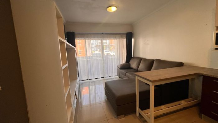 1-Bedroom Apartment To Rent in Umhlanga Ridge with Gym, Pool, and Balcony.