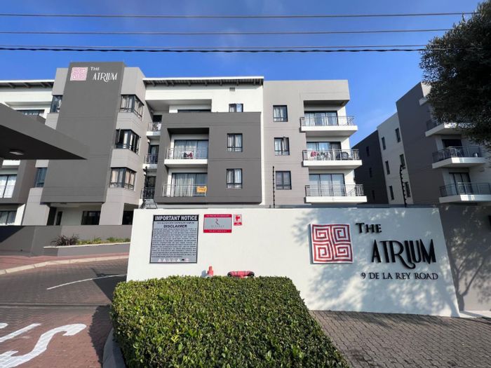 Rivonia Apartment For Sale: 24hr security, pool, parking, near amenities.