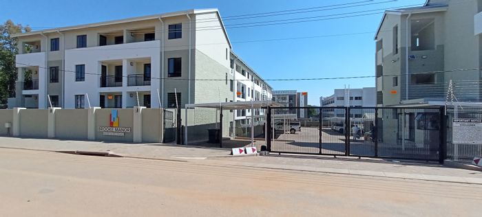 2-Bedroom Garden Apartment in Rivonia, To Rent, Open Plan Living, Covered Parking.