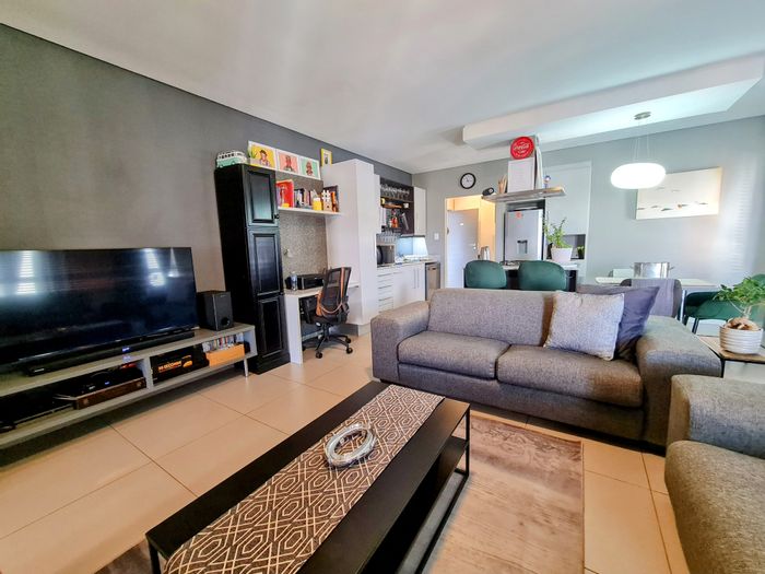 For Sale: 2-Bedroom Apartment at The Hub, Bryanston with gas kitchen and parking.