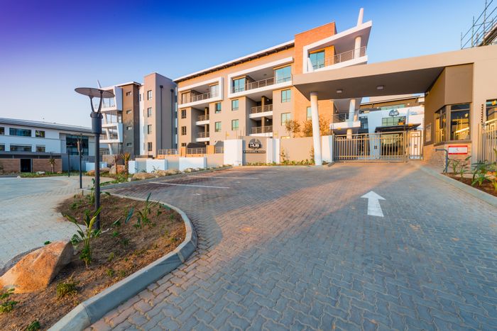 Furnished 2-bed apartment in Bryanston with pool, security, and parking. To Rent.