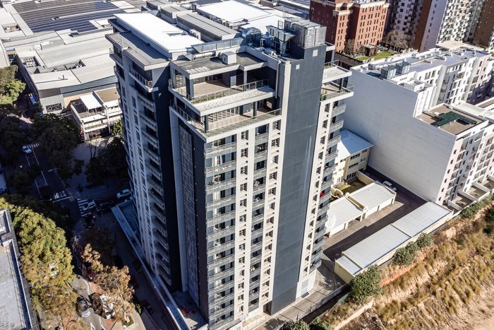 For Sale: 1-Bedroom Apartment in Rosebank with generator, WiFi, and parking.