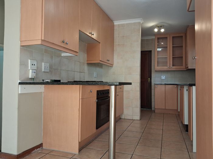 3-Bedroom Apartment in Craigavon with secure complex, garden, and double garage. To Rent.