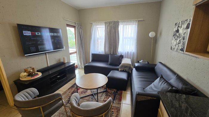 For Sale: 2-Bedroom Apartment in Ferndale with Pool, Tennis Court, and Security.