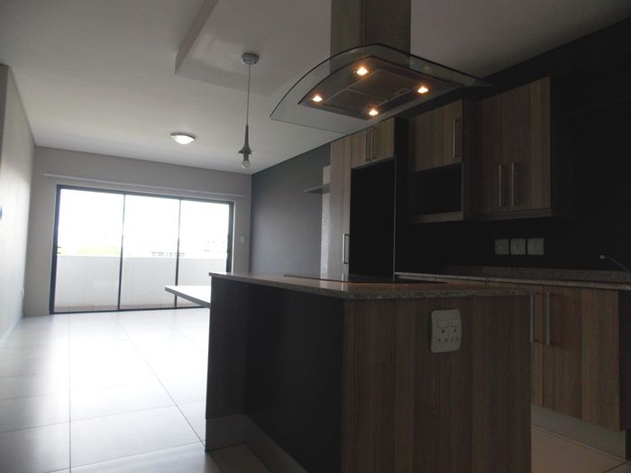 Rivonia Apartment To Rent: 2 beds, pool, security, close to amenities.