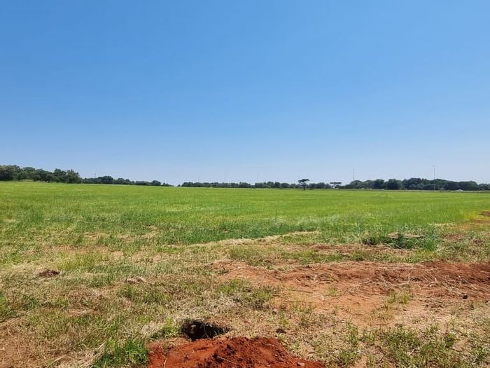 Vacant Land Residential in Waterkloof AH, ideal for farming and development. For Sale.
