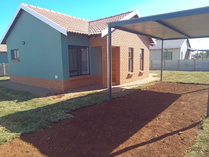 Northam Central House For Sale: 3 Bedrooms, 1 Bath, Covered Parking Available.